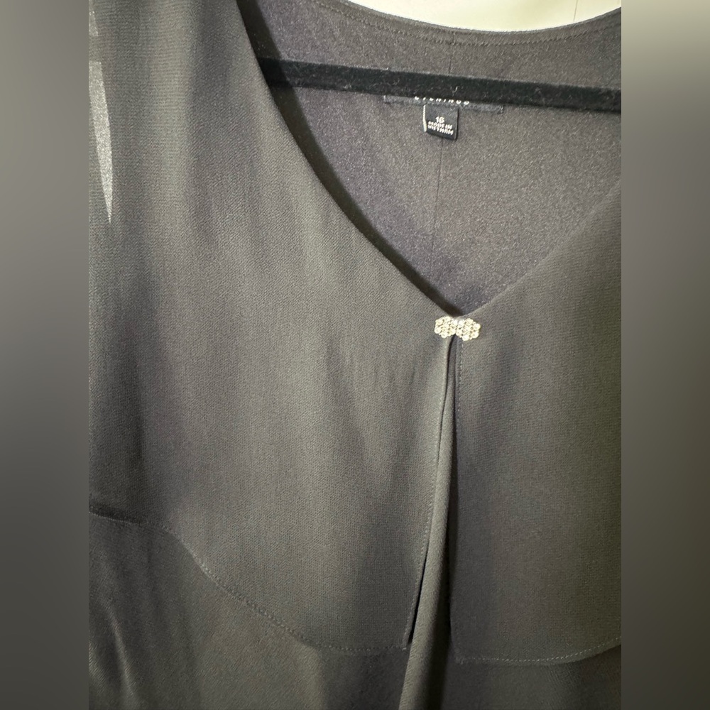 Ignite Evenings Jewel V-Neck Short Sleeve Georgette Tiered Capelet Shift Dress - Picture 5 of 8